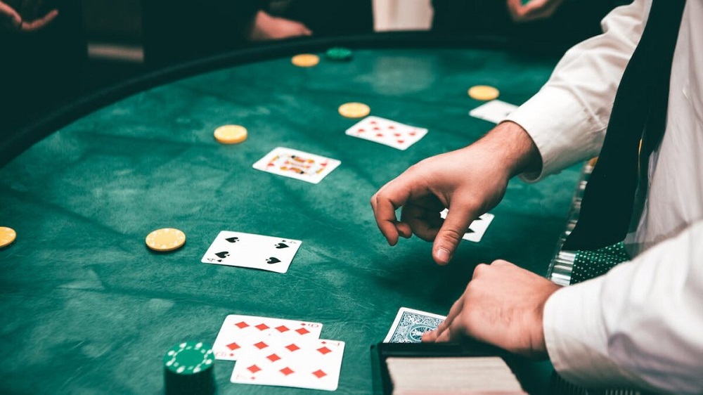 Blackjack: Game Rules, Card Values, and How to Play 5
