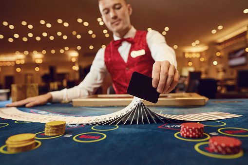 Etiqueta en los juegos de casino: reglas que todos deberían conocer 3